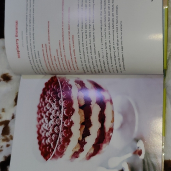ITALIAN COOKBOOK - Picture 7 of 9